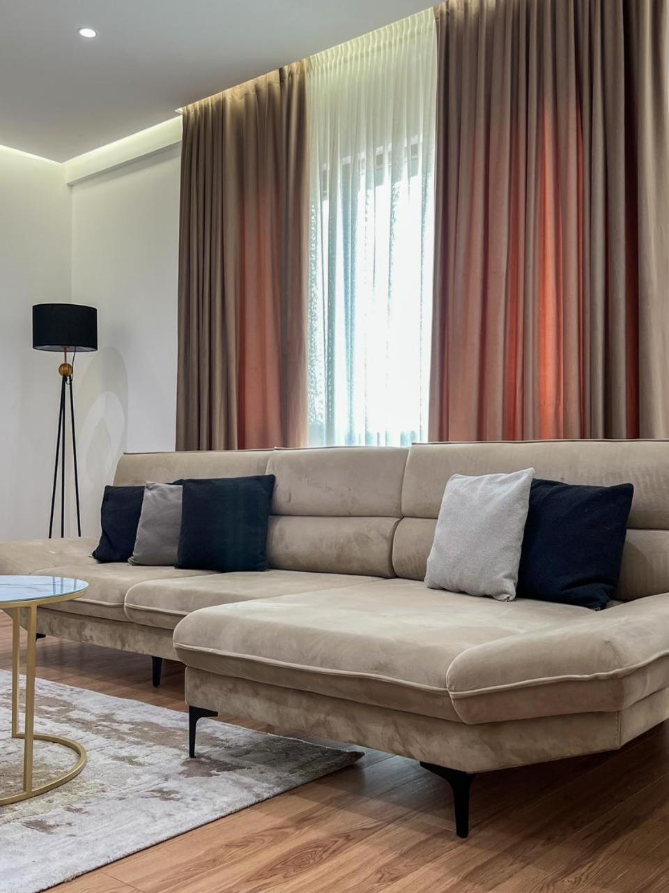 Appartement Lux At Arlis Tirana