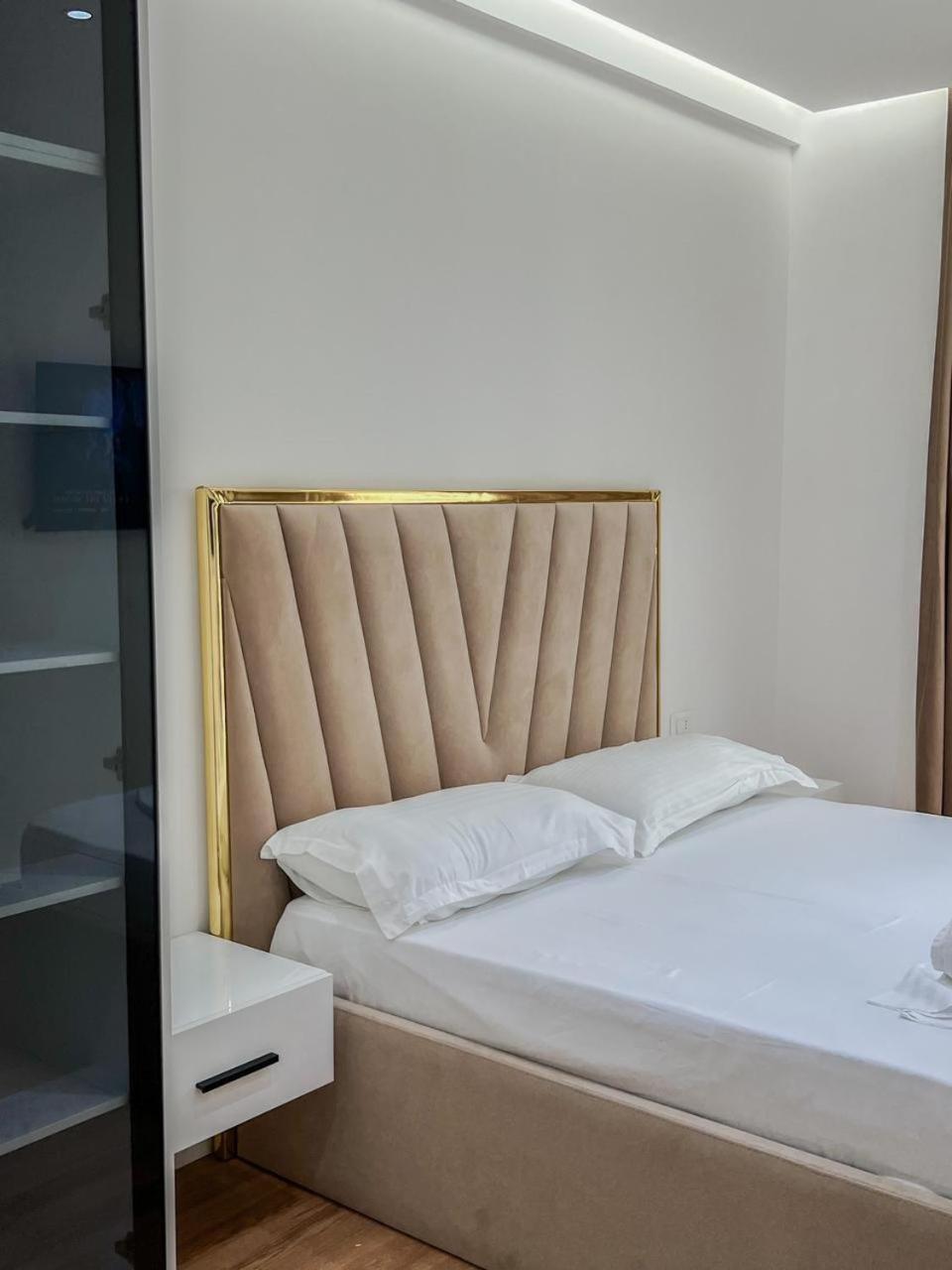 Lux At Arlis Appartement
